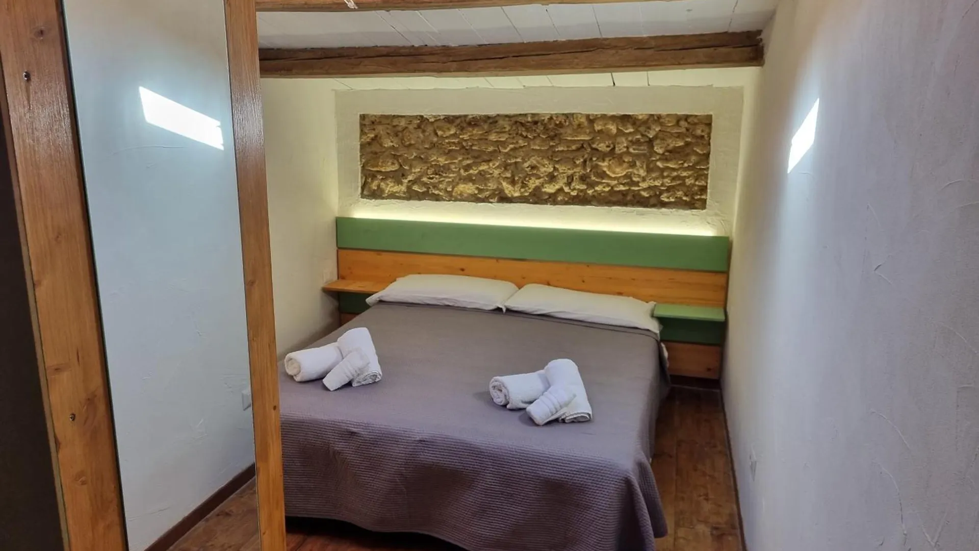 Casa Pietra Villa Syracuse 0*,  Italy