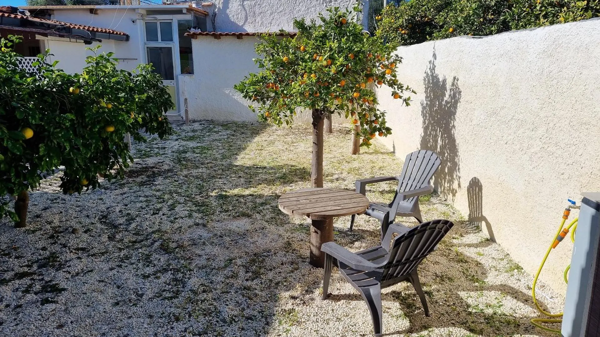 Casa Pietra Villa Syracuse 0*,
